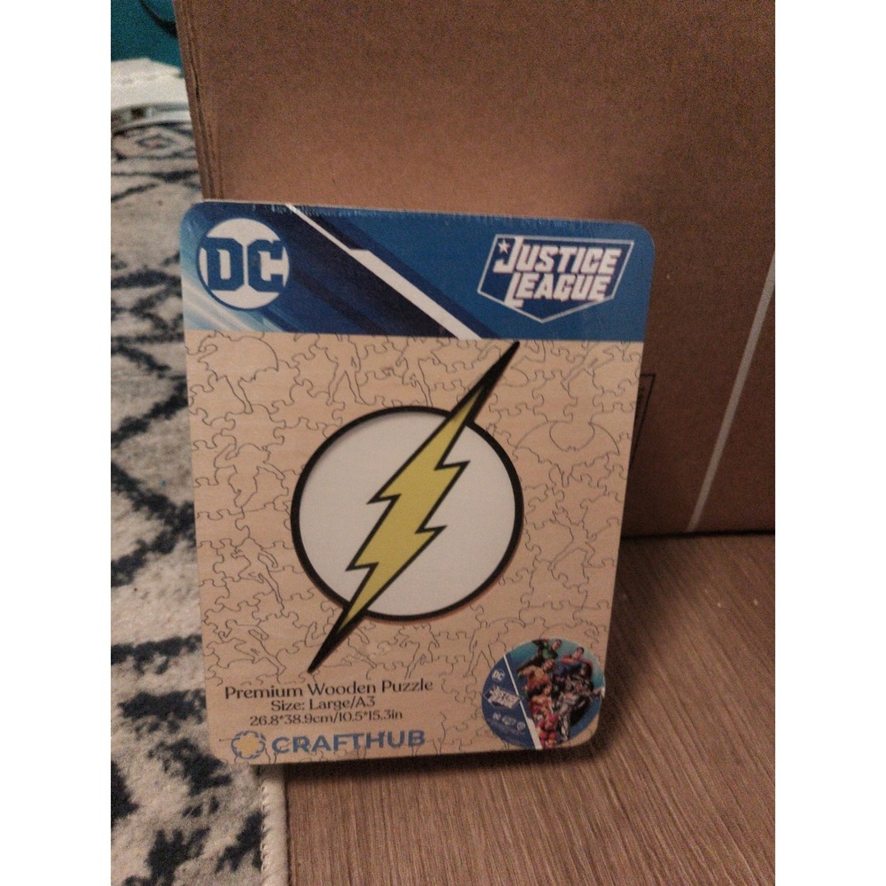 DC Comics The Flash Premium Wooden Puzzle - Crafthub Justice League Large A3